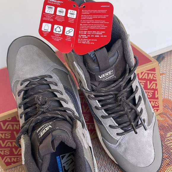 Vans Men’s Sneakers Ultrarange Exo
Drizzle
VN0A5KS5KAQ
Sneakers Boots - Picture 12 of 16